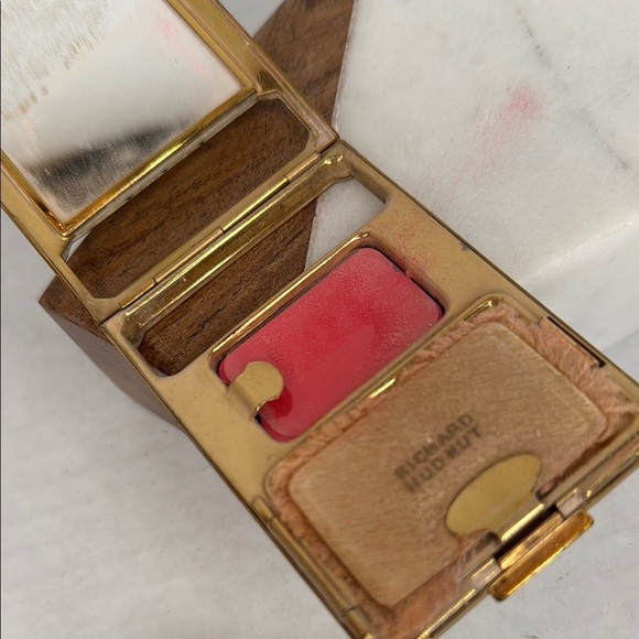 1930's Richard Hudnut Mid-century Vintage Gold Compact with Lipstick Lot M10 - Picture 9 of 10